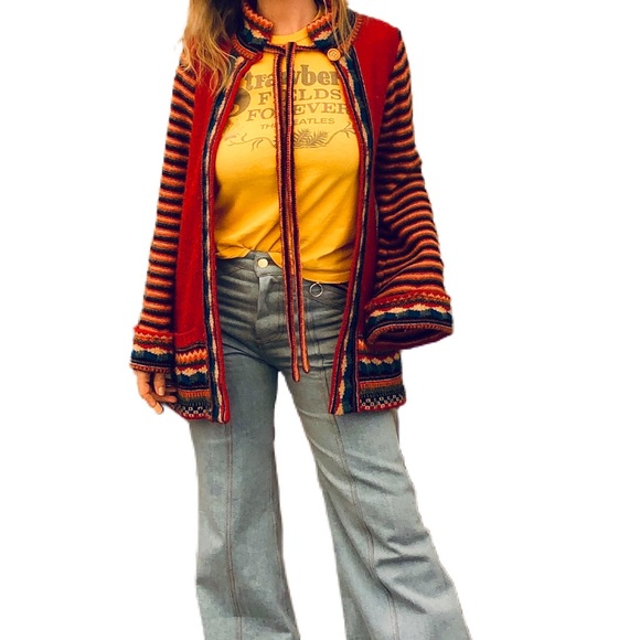 Arpeja Sweaters - Organically Grown Vintage Sweater by Arpeja